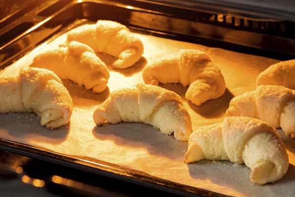 assando em forno de convecção