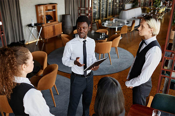 treinamento de equipe em restaurante