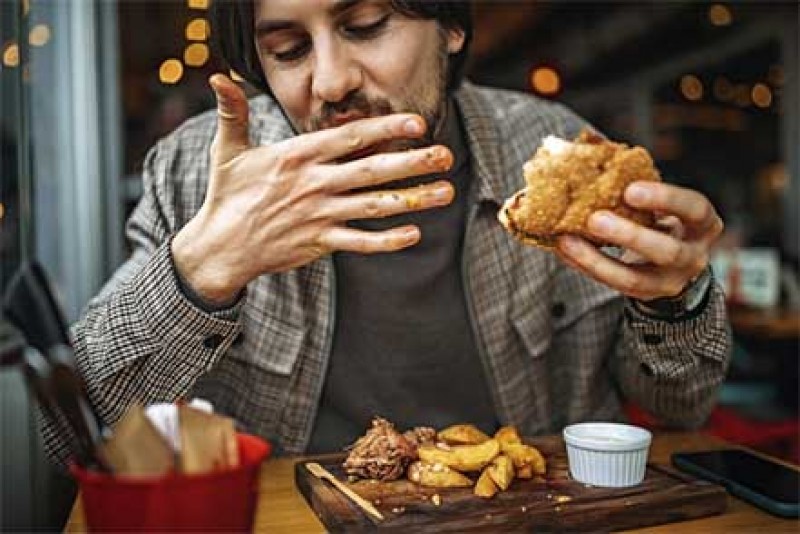 Alimento hiperpalatável: por que é tão irresistível?