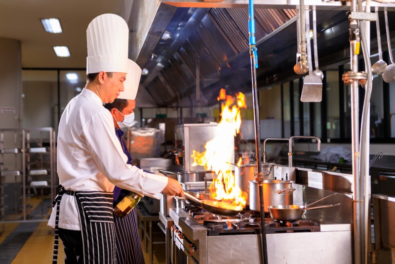 RDC 216 Anvisa: o que muda na escolha de equipamentos para cozinha profissional
